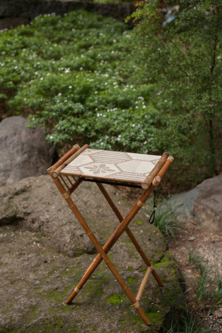 standing tray